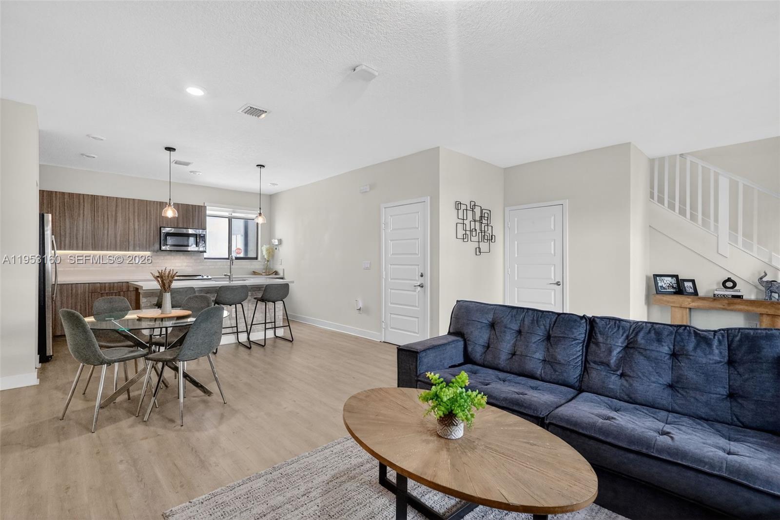 4975 Northwest 83rd Path Doral, FL 33166 - Photo 11 of 48