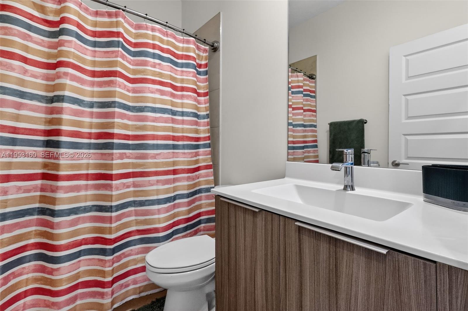 4975 Northwest 83rd Path Doral, FL 33166 - Photo 27 of 48