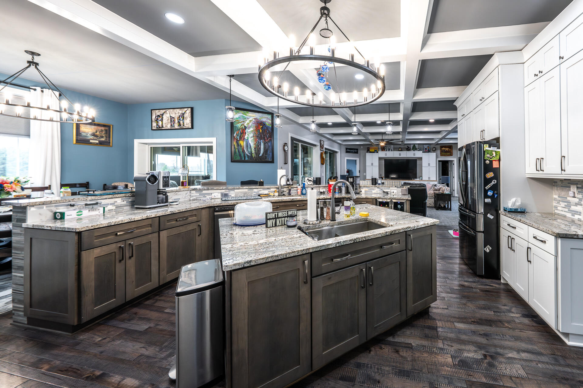 2578 Back Road Lyons, WI 53147 - Photo 17 of 46 Expansive Chef's Kitchen