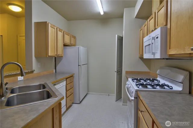 $439,888 | 503 225th Lane Northeast, Unit F105, Sammamish, WA 98074