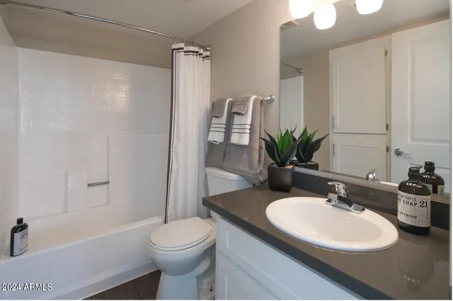 $1,504 | 242 South Beck Avenue, Unit 2, Tempe, AZ 85281