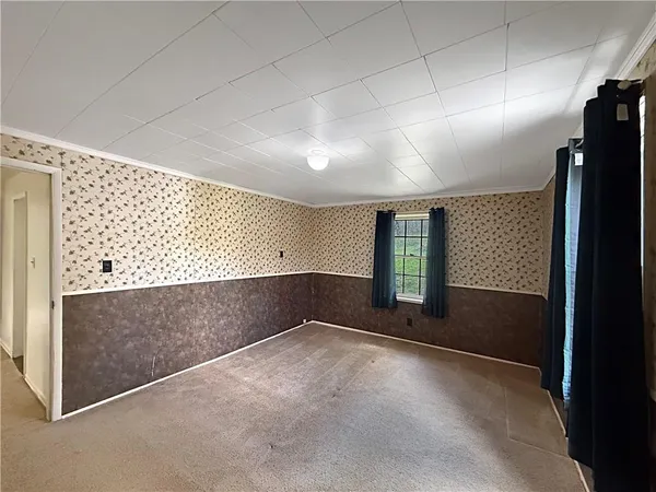 $249,900 | 219 Ridgemont Drive, Darlington, PA 16115