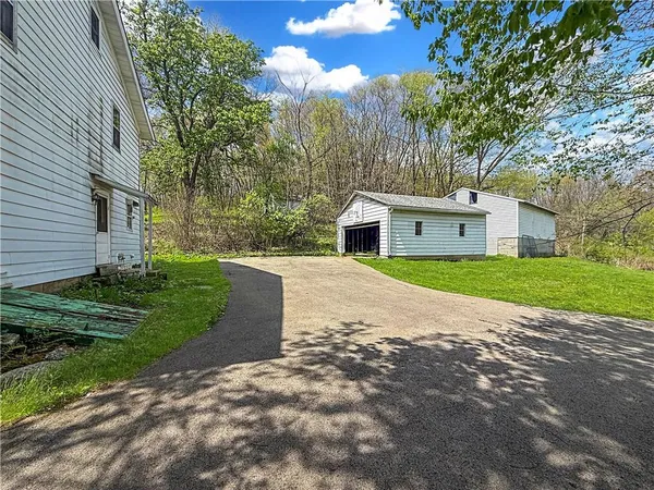 $249,900 | 219 Ridgemont Drive, Darlington, PA 16115