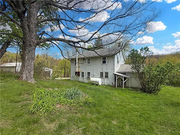 $249,900 | 219 Ridgemont Drive, Darlington, PA 16115