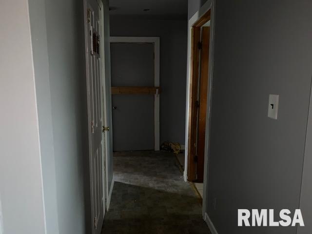 2007 East Stuart Street Springfield, IL 62703 - Photo 7 of 13