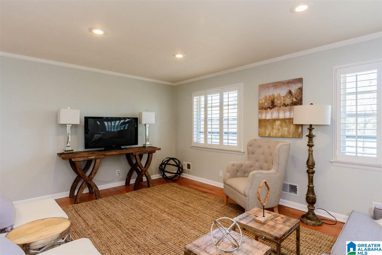 3349 Ridgely Circle Vestavia Hills, AL 35243 - Photo 5 of 39