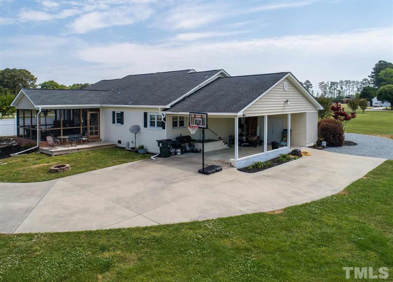 644 Janie Road Selma, NC 27576 - Photo 4 of 20 Gallery Image 4