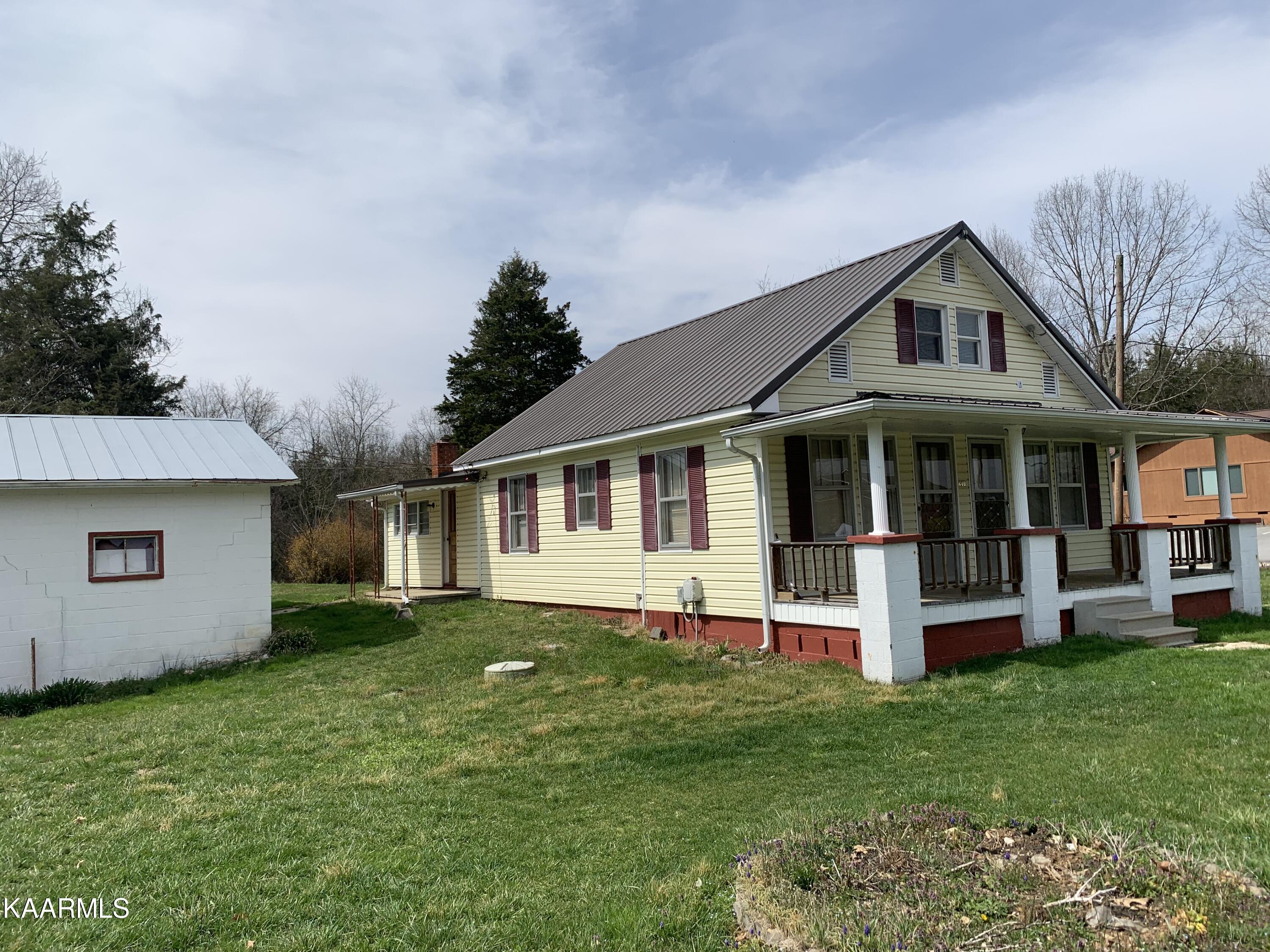 840 Blue Top Road Tazewell, TN 37879 - Photo 3 of 55 3A7AAC04-A5E4-4E4D-B522-31488C1F659D