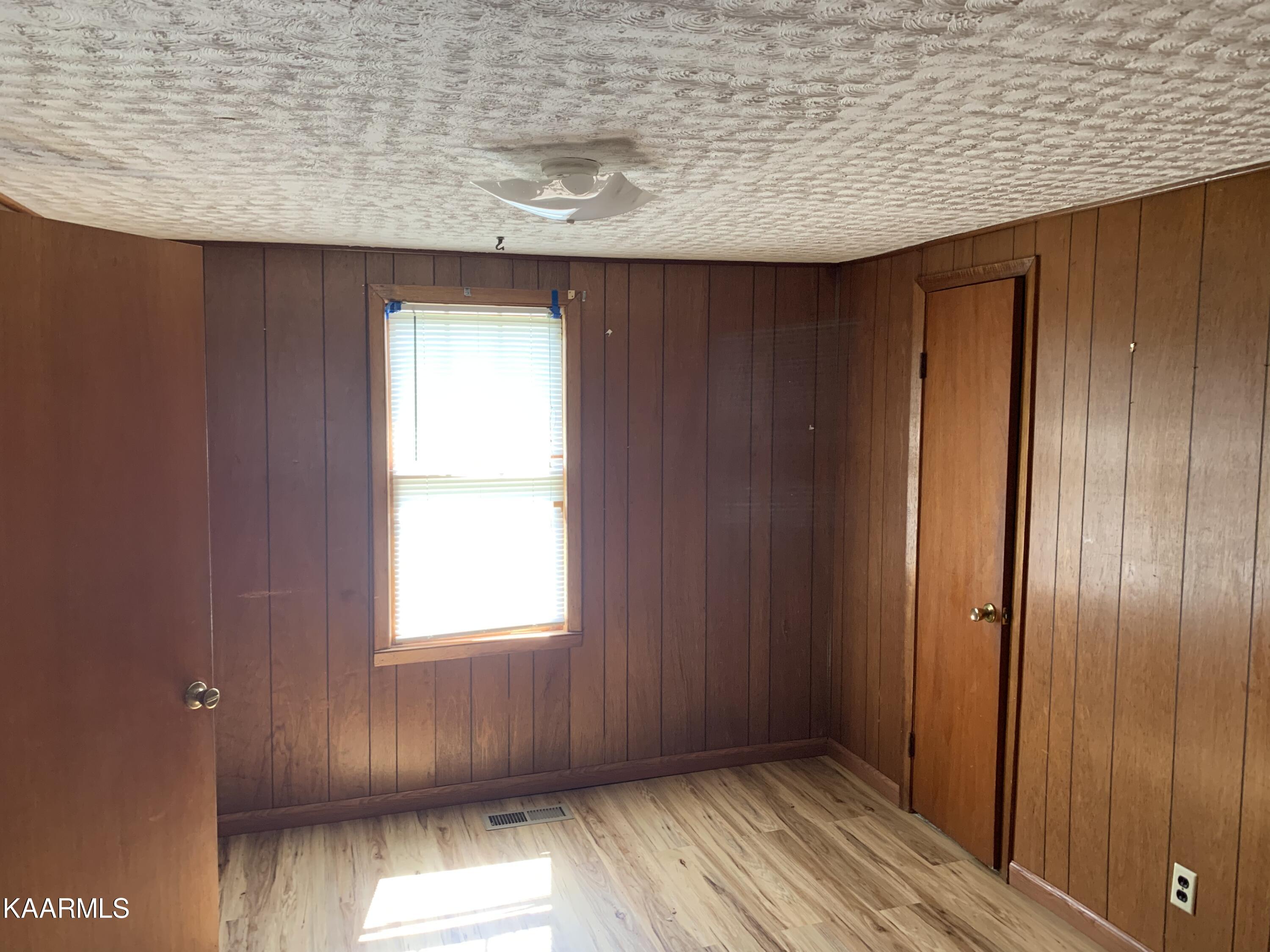 840 Blue Top Road Tazewell, TN 37879 - Photo 35 of 55 B9383783-C2B8-4864-BD1C-A5074E9AC773