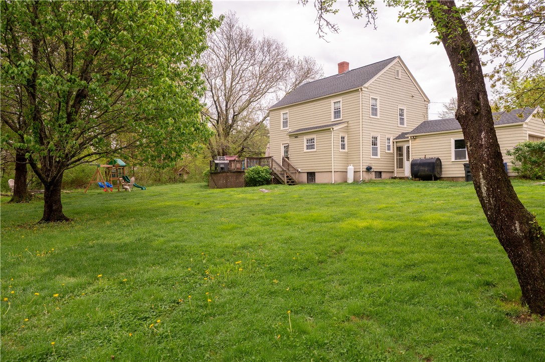 737 Danielson Pike Scituate, RI 02857 - Photo 4 of 17