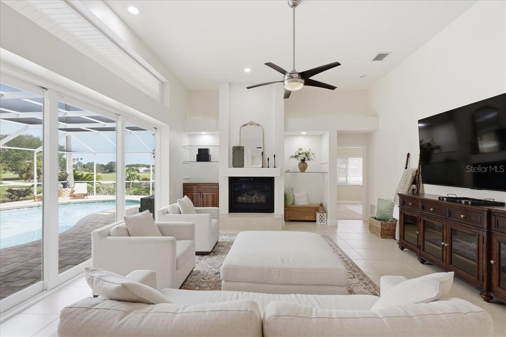9161 Southern Comfort Court Weeki Wachee, FL 34613 - Photo 16 of 50