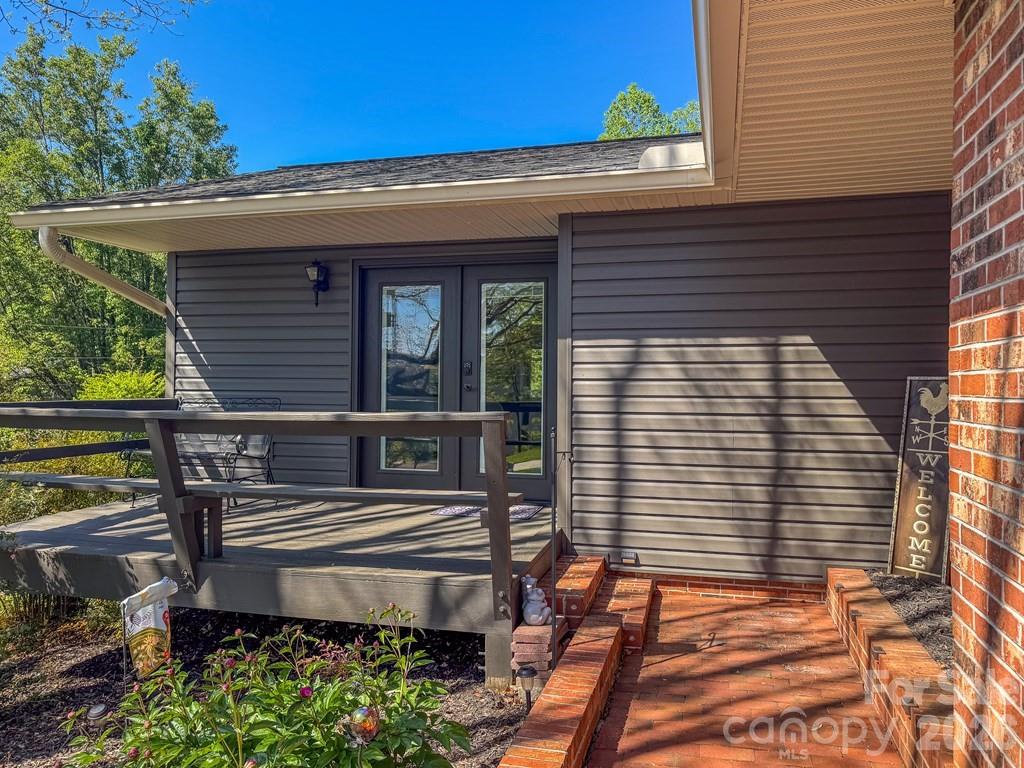 52 Briar Patch Road Cullowhee, NC 28723 - Photo 3 of 48