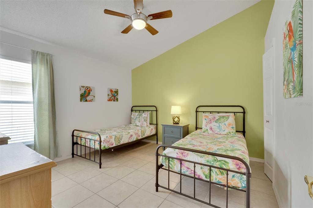 2546 Oneida Loop Kissimmee, FL 34747 - Photo 33 of 43 Gallery Image 33
