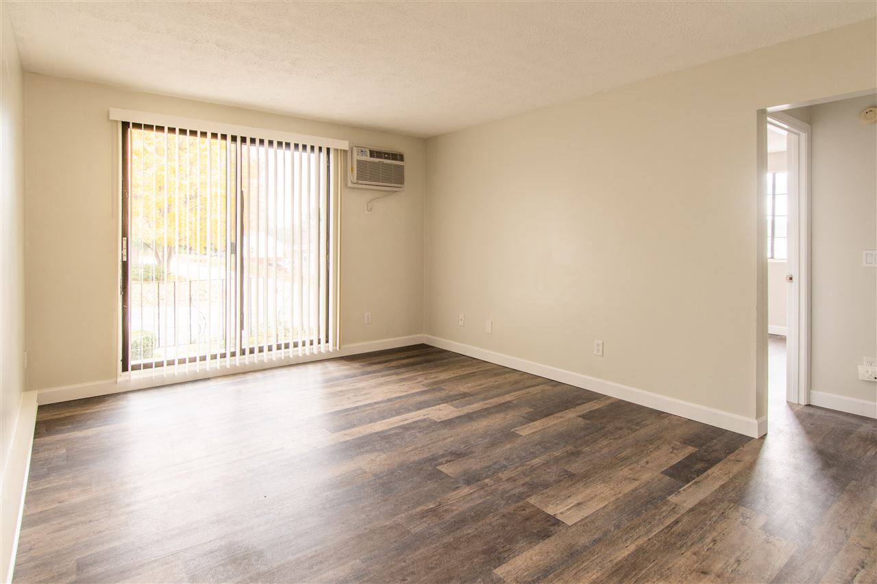 34 Dunbarton Road, Unit 2H Manchester, NH 03102 - Photo 6 of 13