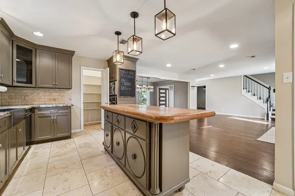 $529,900 | 6219 Elmgrove Road, Spring, TX 77389