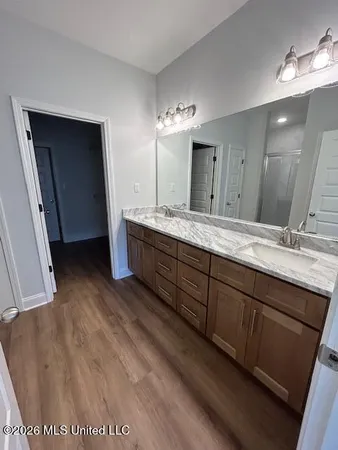 $306,900 | 6101 River Birch Road East, Walls, MS 38680