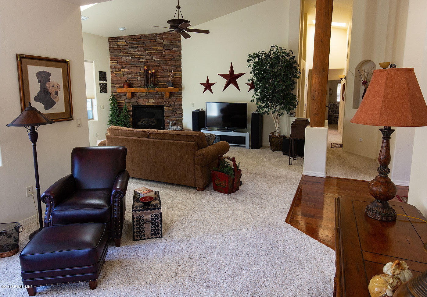 1925 Coyote Road Prescott, AZ 86303 - Photo 8 of 26 Living Room