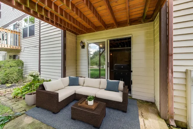 $310,000 | 14 Oxford Court, Algonquin, IL 60102