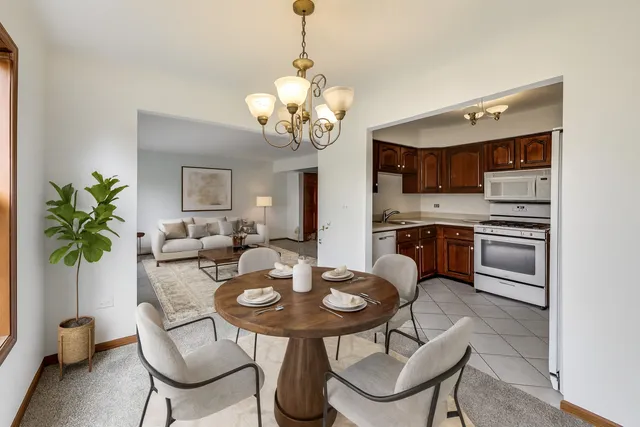 $310,000 | 14 Oxford Court, Algonquin, IL 60102