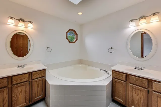 $310,000 | 14 Oxford Court, Algonquin, IL 60102