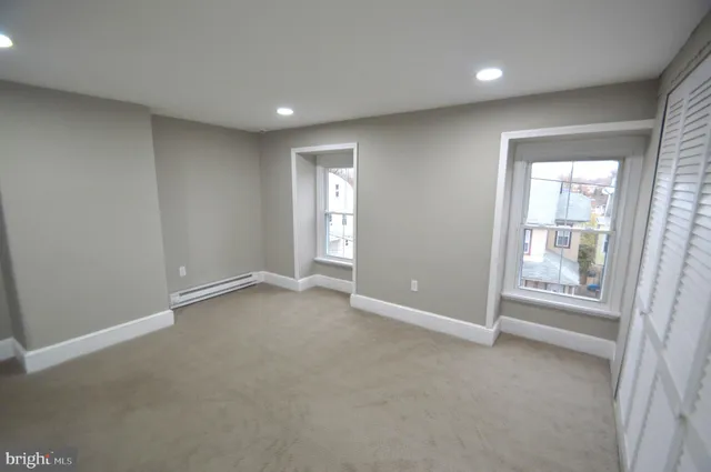 $2,600 | 322 Jones Avenue, Burlington, NJ 08016