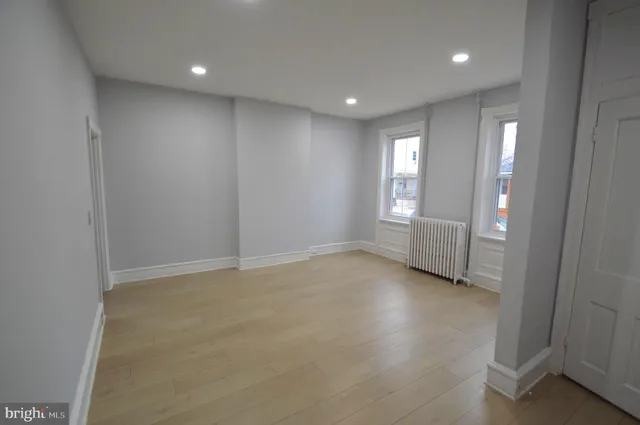 $2,600 | 322 Jones Avenue, Burlington, NJ 08016