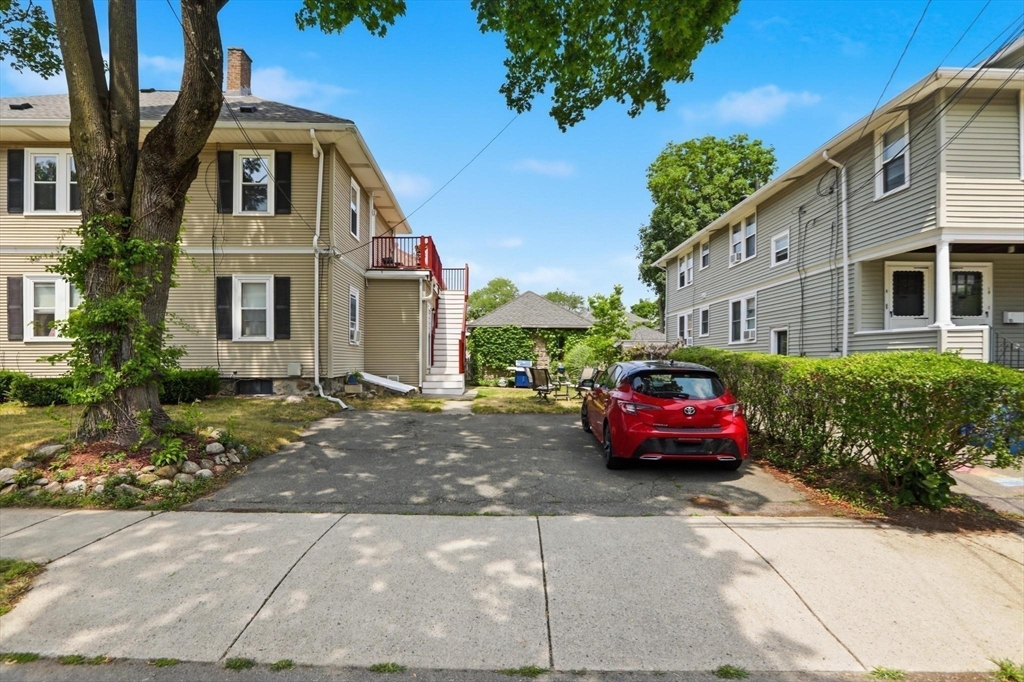 72-74 Parmenter Road, Unit 2 Waltham, MA 02453 - Photo 35 of 38