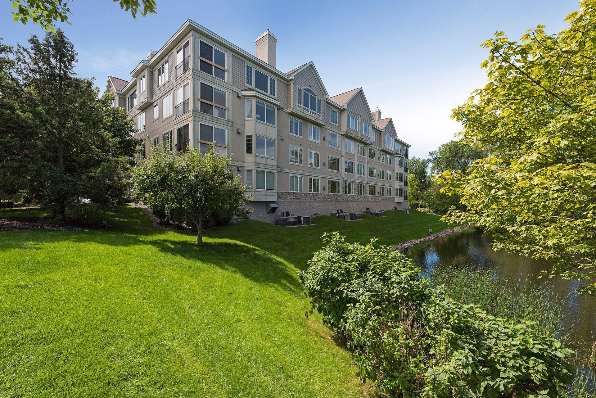 11472 Fairfield Road West, Unit 302 Minnetonka, MN 55305 - Photo 24 of 32