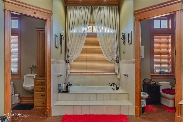 $4,900,000 | 5000 Highway 71, Shreveport, LA 71107