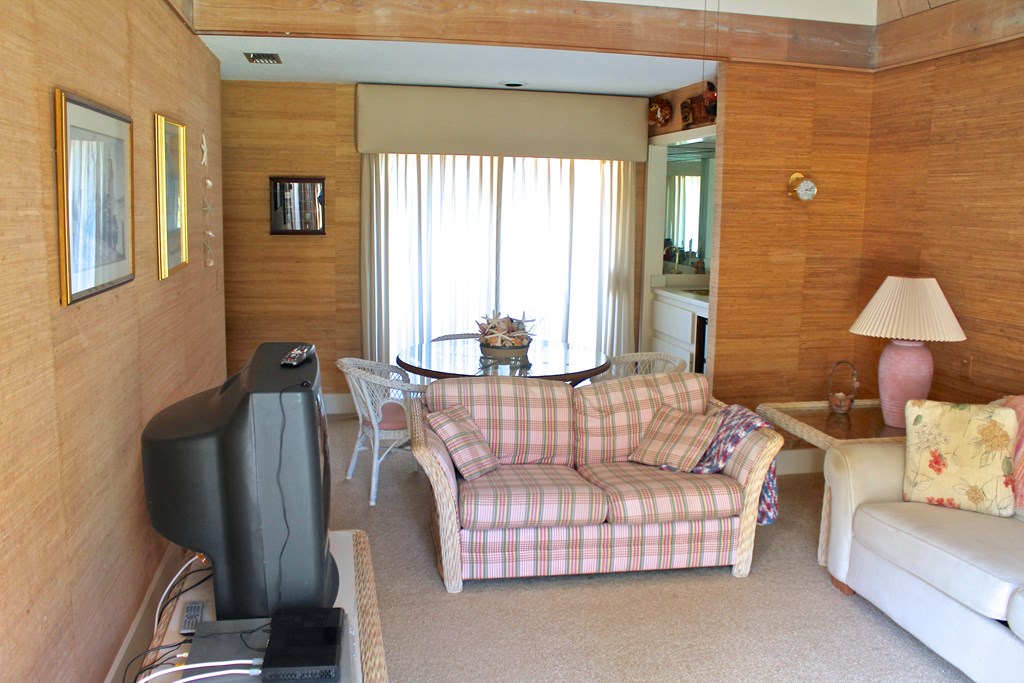 404 Fairway Villas, Unit 404 St. Simons Island, GA 31522 - Photo 4 of 9