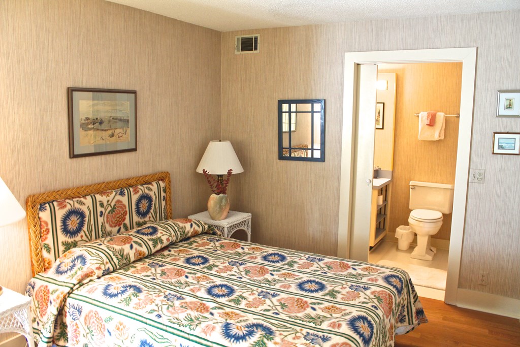 404 Fairway Villas, Unit 404 St. Simons Island, GA 31522 - Photo 7 of 9