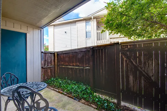 $79,900 | 3919 Fairmont Parkway, Unit 177, Pasadena, TX 77504