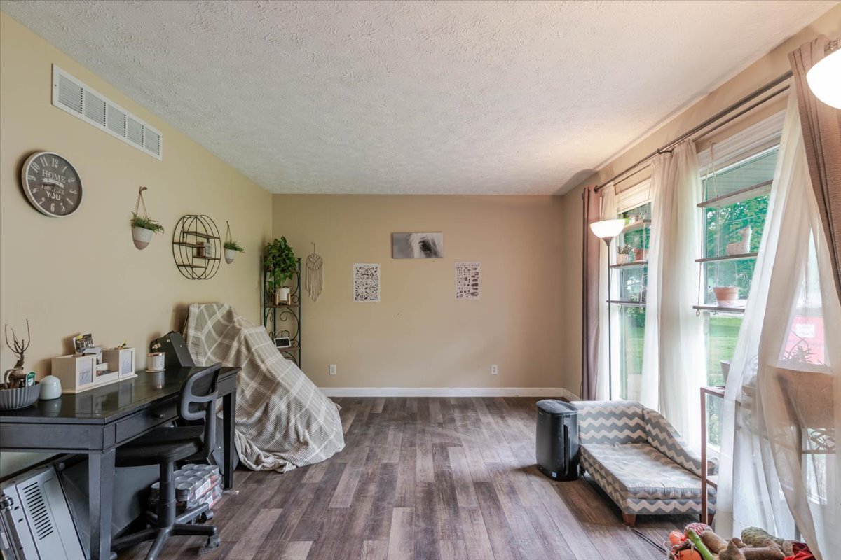 312 East Adams Street Towanda, IL 61776 - Photo 6 of 35