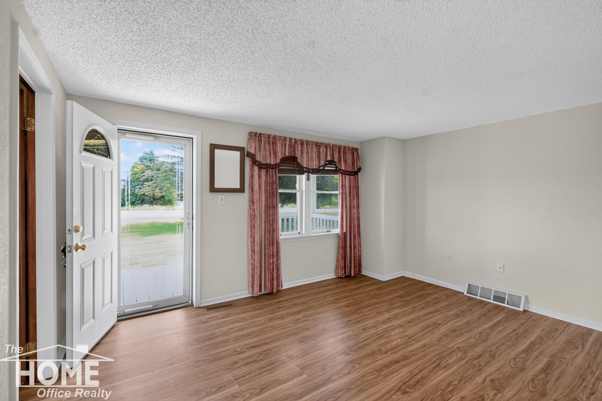 3553 North State Road Owosso, MI 48867 - Photo 6 of 60