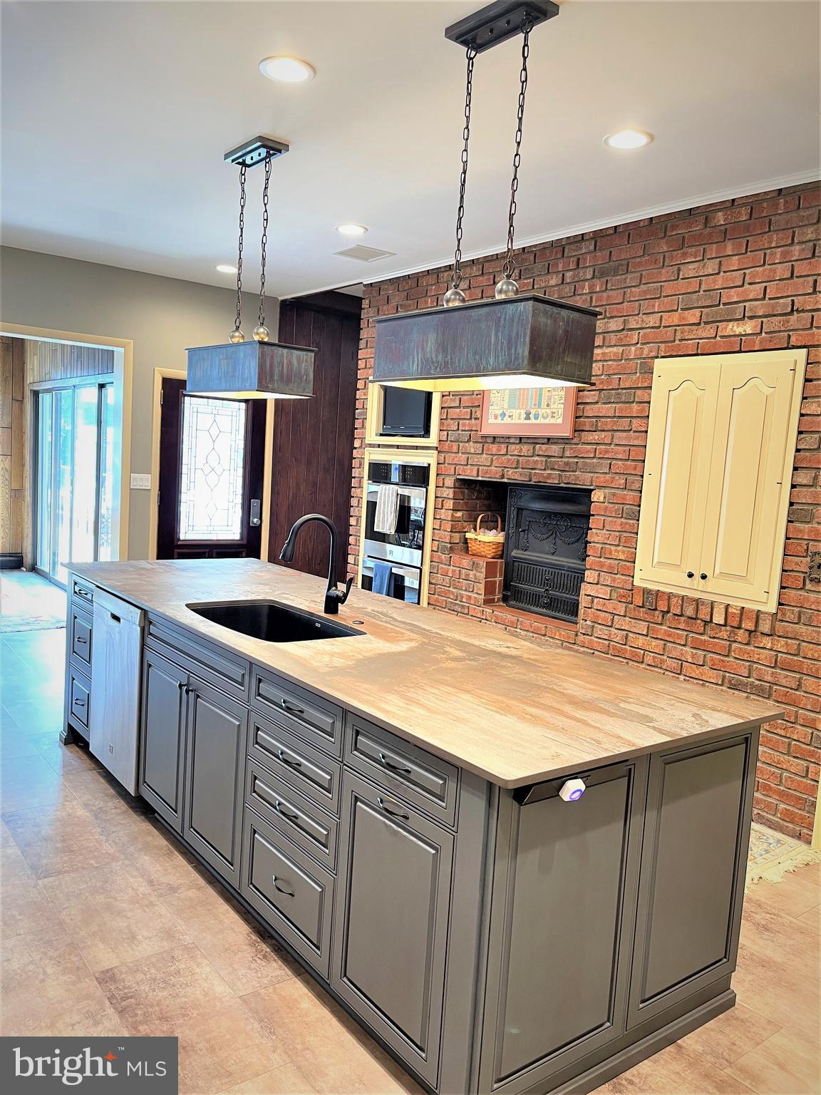 436 Cottage Avenue Edgewater Park, NJ 08010 - Photo 11 of 90