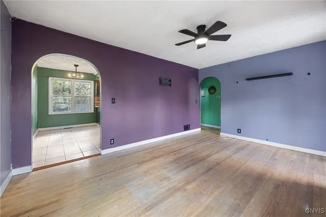 $189,900 | 421 Fergerson Avenue, Clay, NY 13212