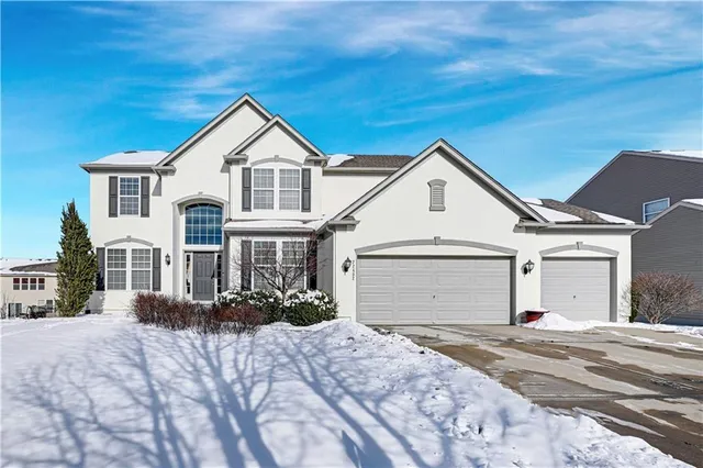 $600,000 | 22432 West 113th Terrace, Olathe, KS 66061