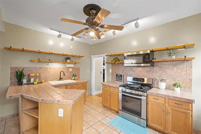 $398,000 | 3767 Washington Street, Kansas City, MO 64111