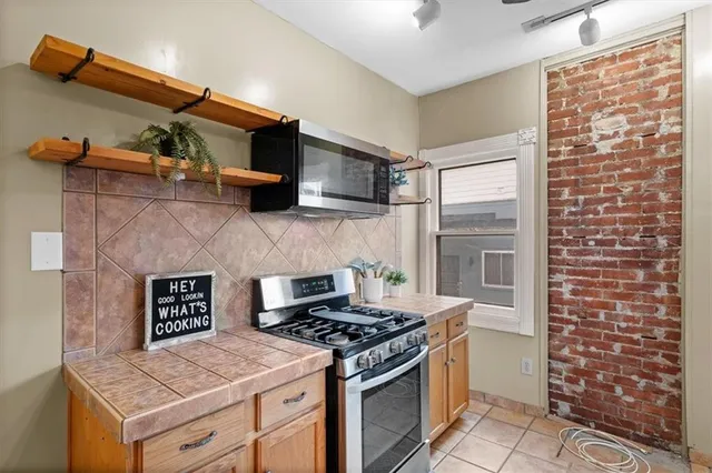 $399,000 | 3767 Washington Street, Kansas City, MO 64111