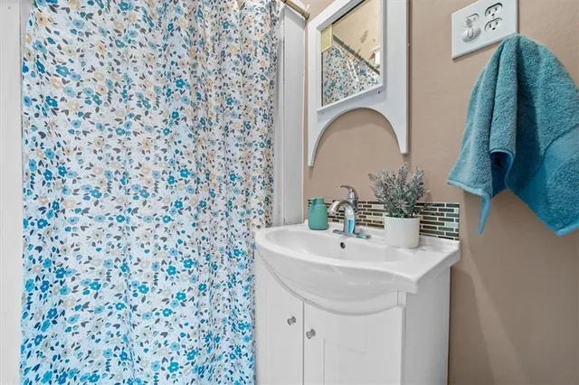 $399,000 | 3767 Washington Street, Kansas City, MO 64111