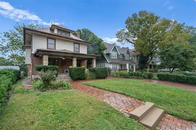 $399,000 | 3767 Washington Street, Kansas City, MO 64111