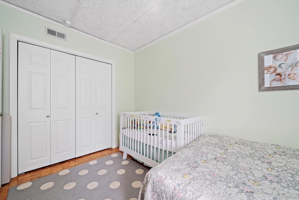 44 Broadlawn Park, Unit 22A Boston, MA 02467 - Photo 11 of 17