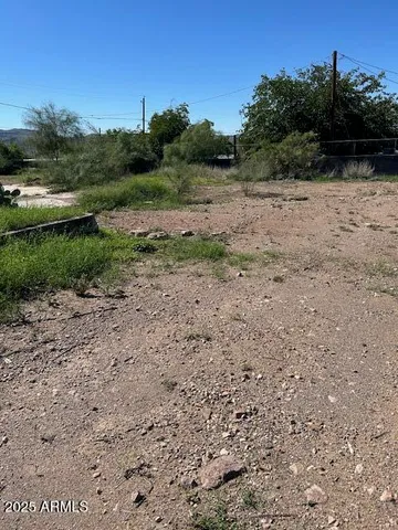 a view of outdoor space with mountain view