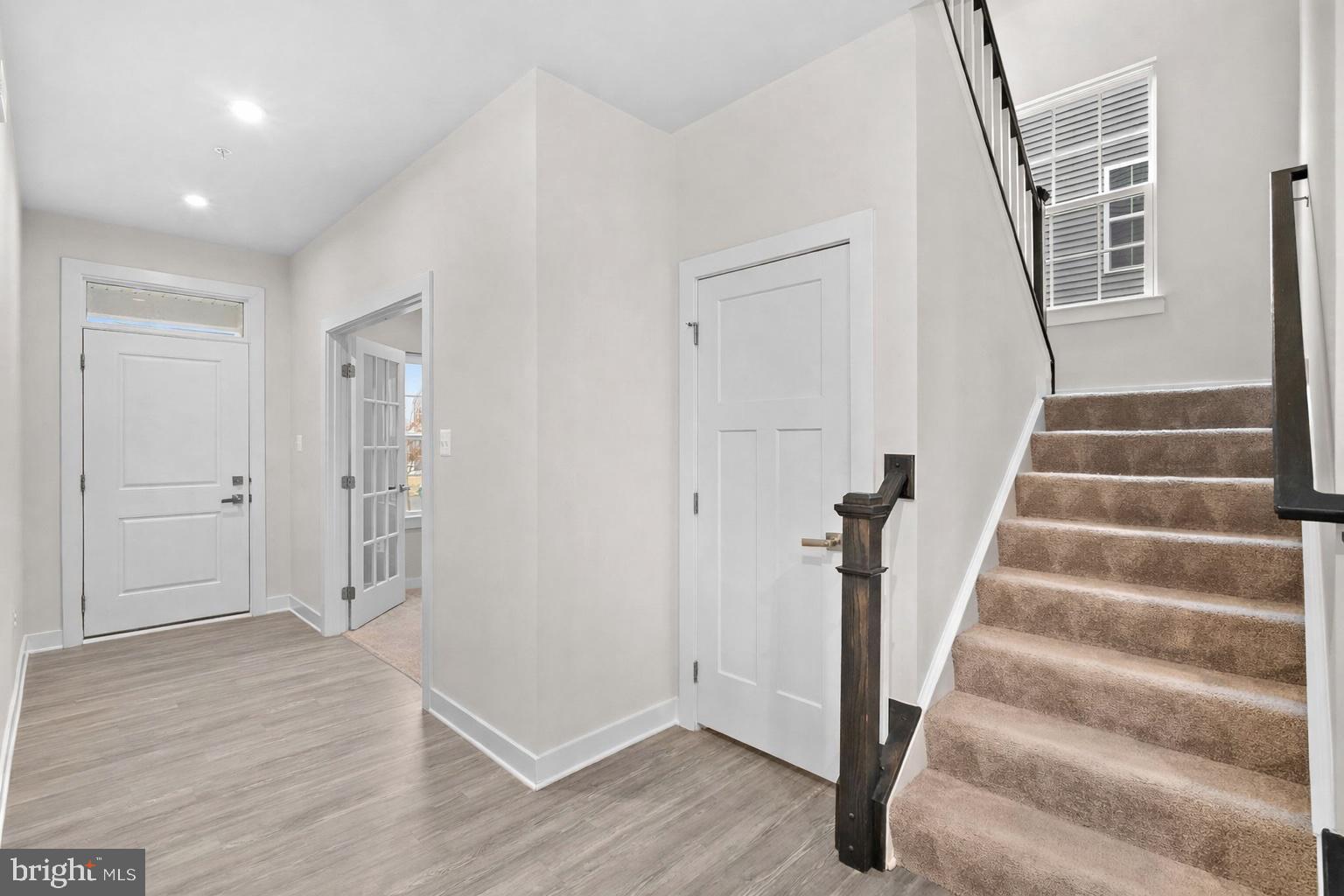 5246 Red Maple Drive Frederick, MD 21703 - Photo 2 of 34