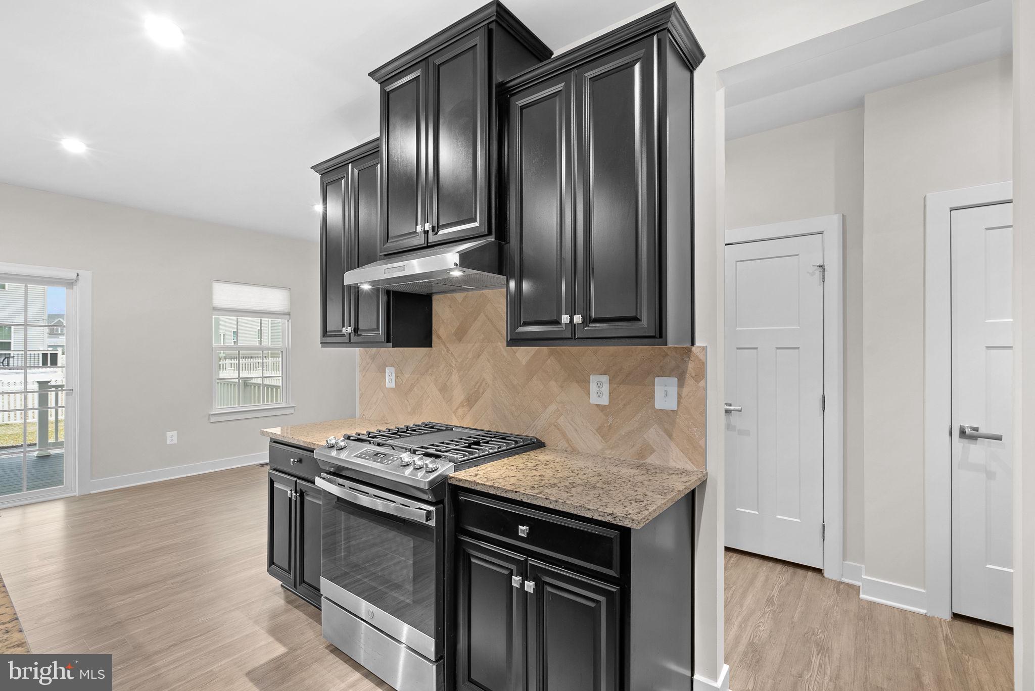 5246 Red Maple Drive Frederick, MD 21703 - Photo 10 of 34