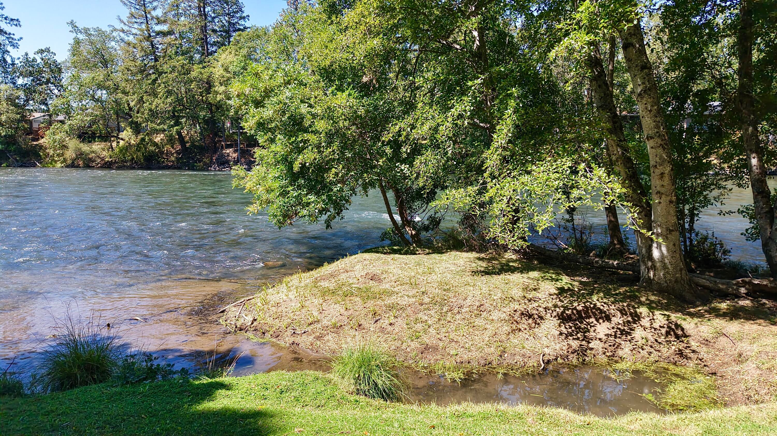 975 Old Ferry Road Shady Cove, OR 97539 - Photo 56 of 100 River
