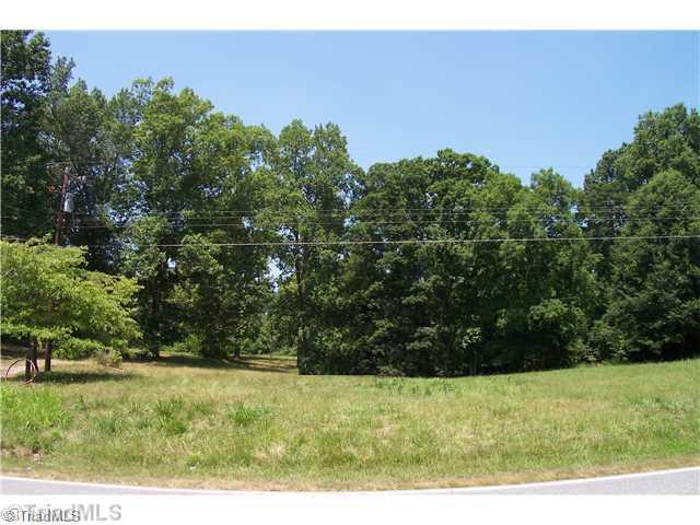 1915 Hickswood Road High Point, NC 27265 - Photo 1 of 11 Exterior Front.
