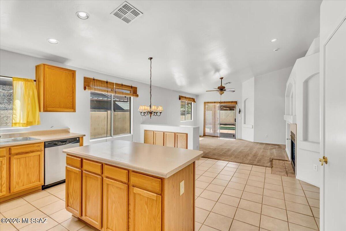 1311 West Calle Rancho Rio Tucson, AZ 85714 - Photo 8 of 36