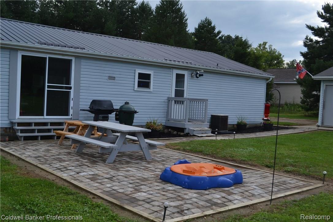 3655 East Hunters Creek Road Metamora, MI 48455 - Photo 9 of 29 036.JPG