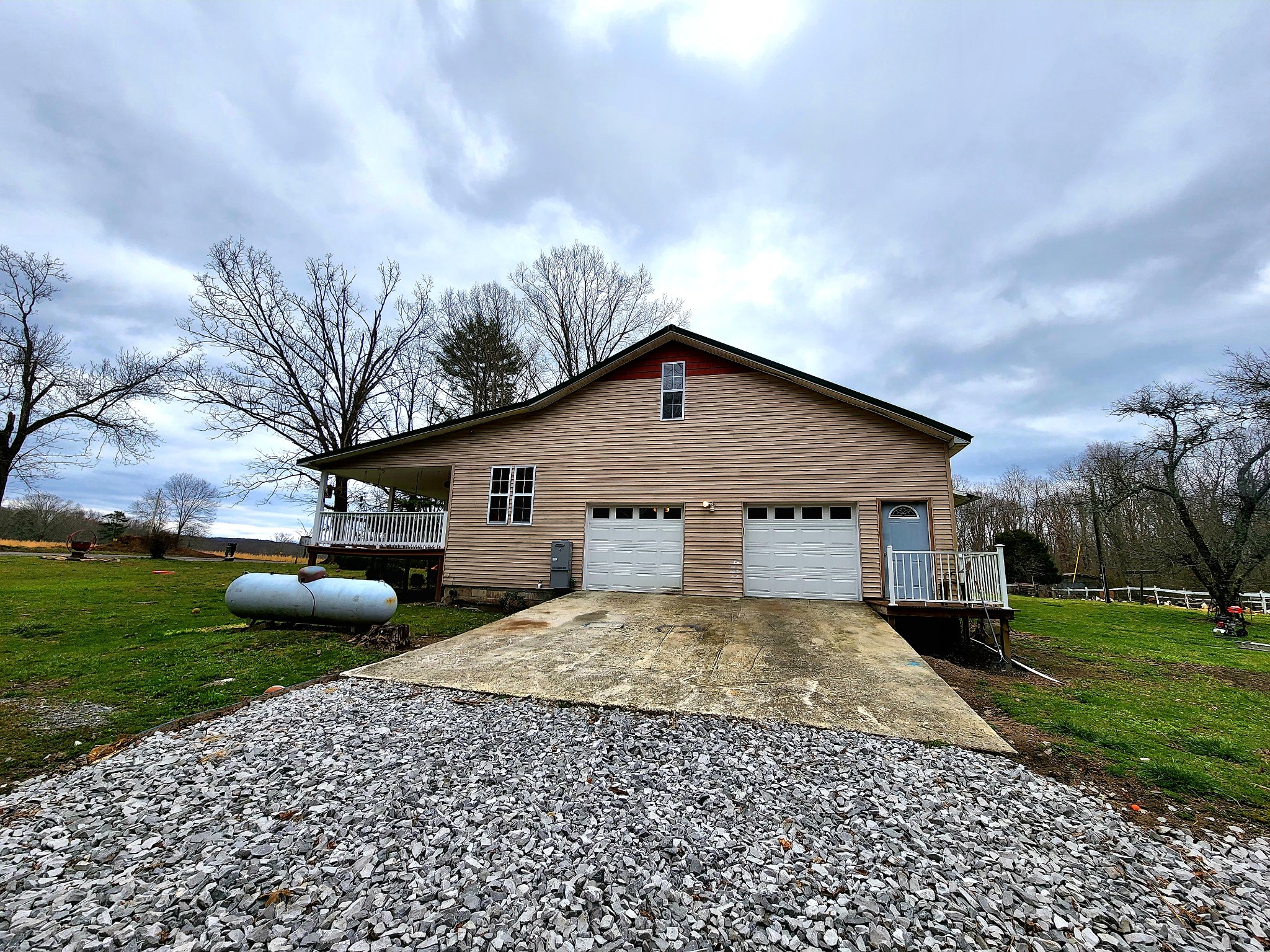 715 Raven Point Road Tracy City, TN 37387 - Photo 17 of 70 Gallery Image 17